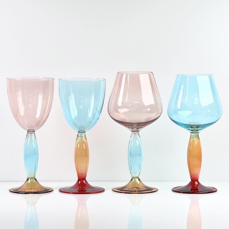 Качество Hand-Blown Gradient Color Borosilicate Wine Glasses, Multi-Color Artistic Stem Goblets for Wine, Cocktail, Home Bar & Party Decor фабрика