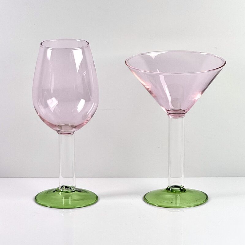 Качество Hand Blown Borosilicate Stemmed Wine & Cocktail Glass Set, Pink Bowl with Green Hollow Stem Base, Colored Spray Tinted Art Goblets for Bar, Wedding & Table Decor фабрика