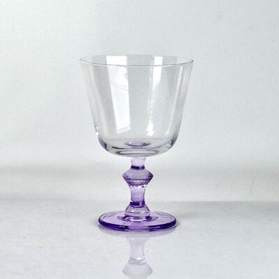 качество 4‑Pack Vintage Purple Stem Wine Glasses, Assorted Shapes Clear Cup with Decorative Purple Stem, Handblown Glass Goblets for Wedding Party Home Tabletop Decoration завод