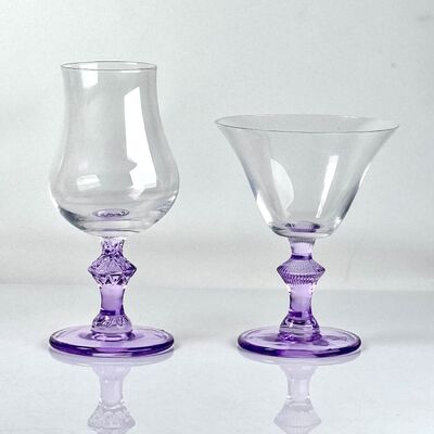 качество 4‑Pack Vintage Purple Stem Wine Glasses, Assorted Shapes Clear Cup with Decorative Purple Stem, Handblown Glass Goblets for Wedding Party Home Tabletop Decoration завод