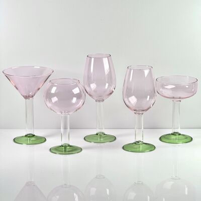 Качество Hand Blown Borosilicate Stemmed Wine & Cocktail Glass Set, Pink Bowl with Green Hollow Stem Base, Colored Spray Tinted Art Goblets for Bar, Wedding & Table Decor фабрика