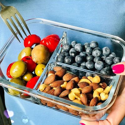 качество Боросиликатные прессованные стеклянные коробки с закрывающимися крышками завод