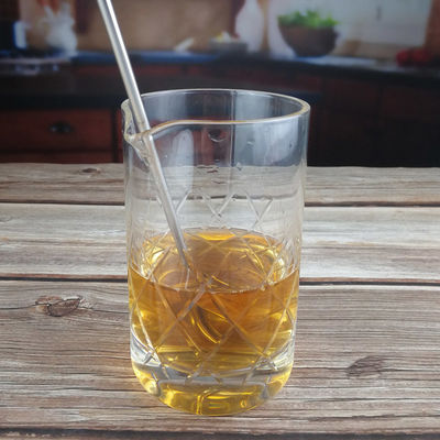 качество 550 мл кристаллических бесшовных коктейльных стаканов для смешивания с ручной резкой завод